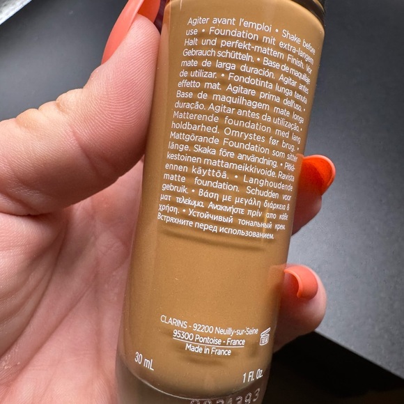 Clarins Everlasting Foundation 114.5W Full Size New in box Retail $48 - Picture 7 of 9